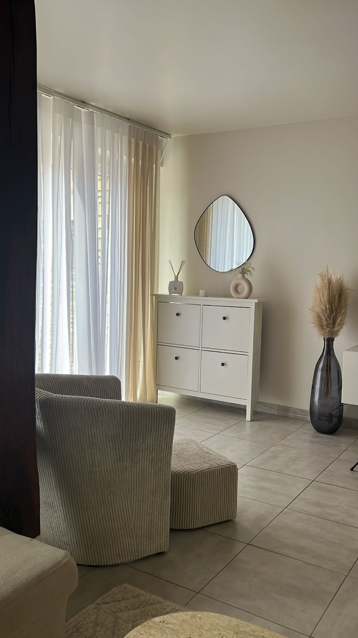 Fauteuil LINA (beige)